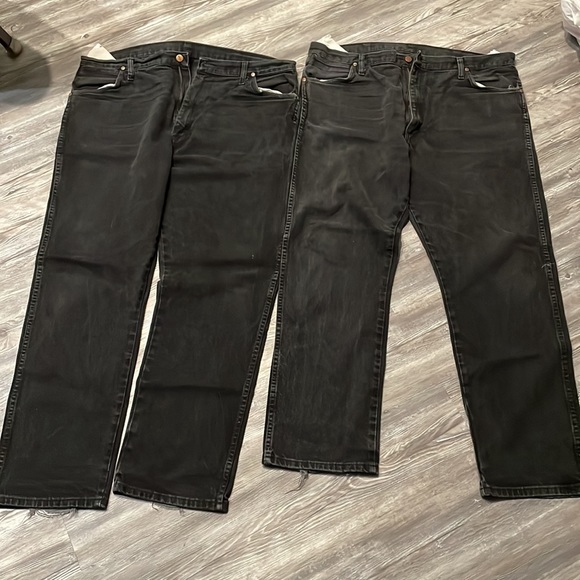 Set of 2 Wrangler Men’s 40x32 13MWZ Jeans - Picture 6 of 7